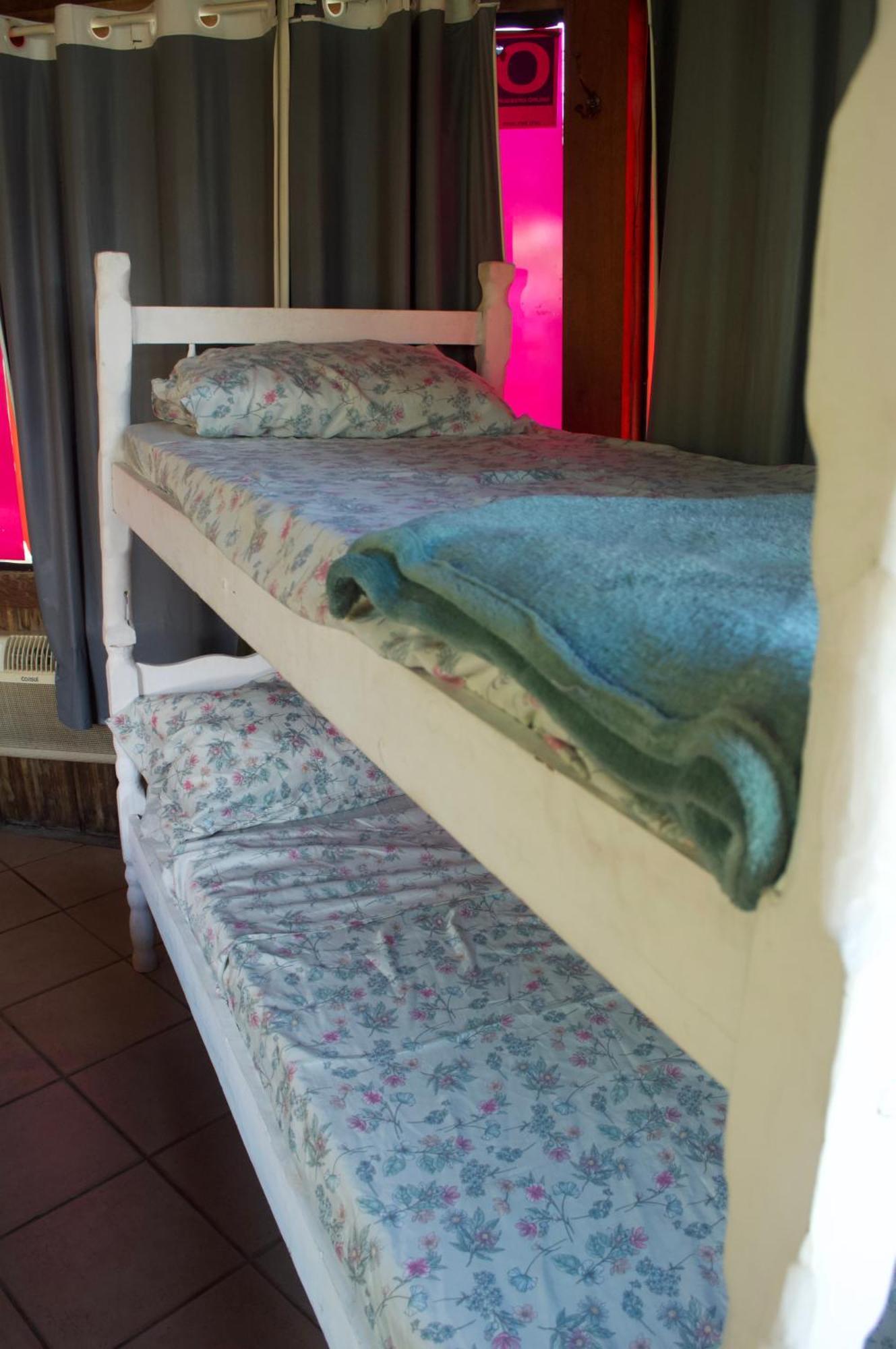 Barra Bar Hostel *